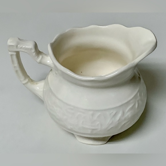 1920s Vintage Mount Clemens Pottery VOGUE Creamer Jug - Picture 2 of 16